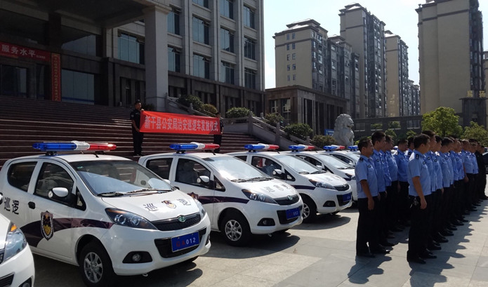 江西新干县公安局采购18台新款巡逻车LC-EA30